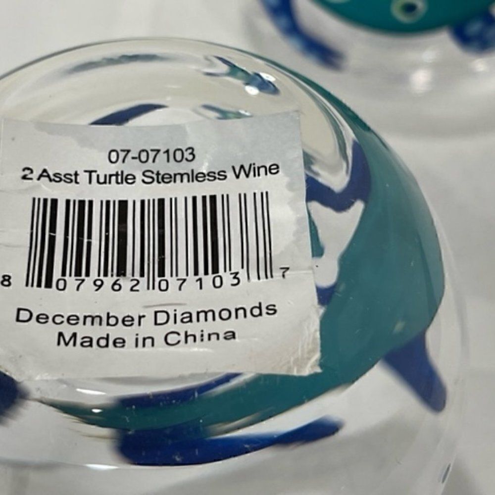 2 Stemless Wine Glasses Turtle - Blue December Diamonds New NWT Excellent - New - Picture 6 of 6